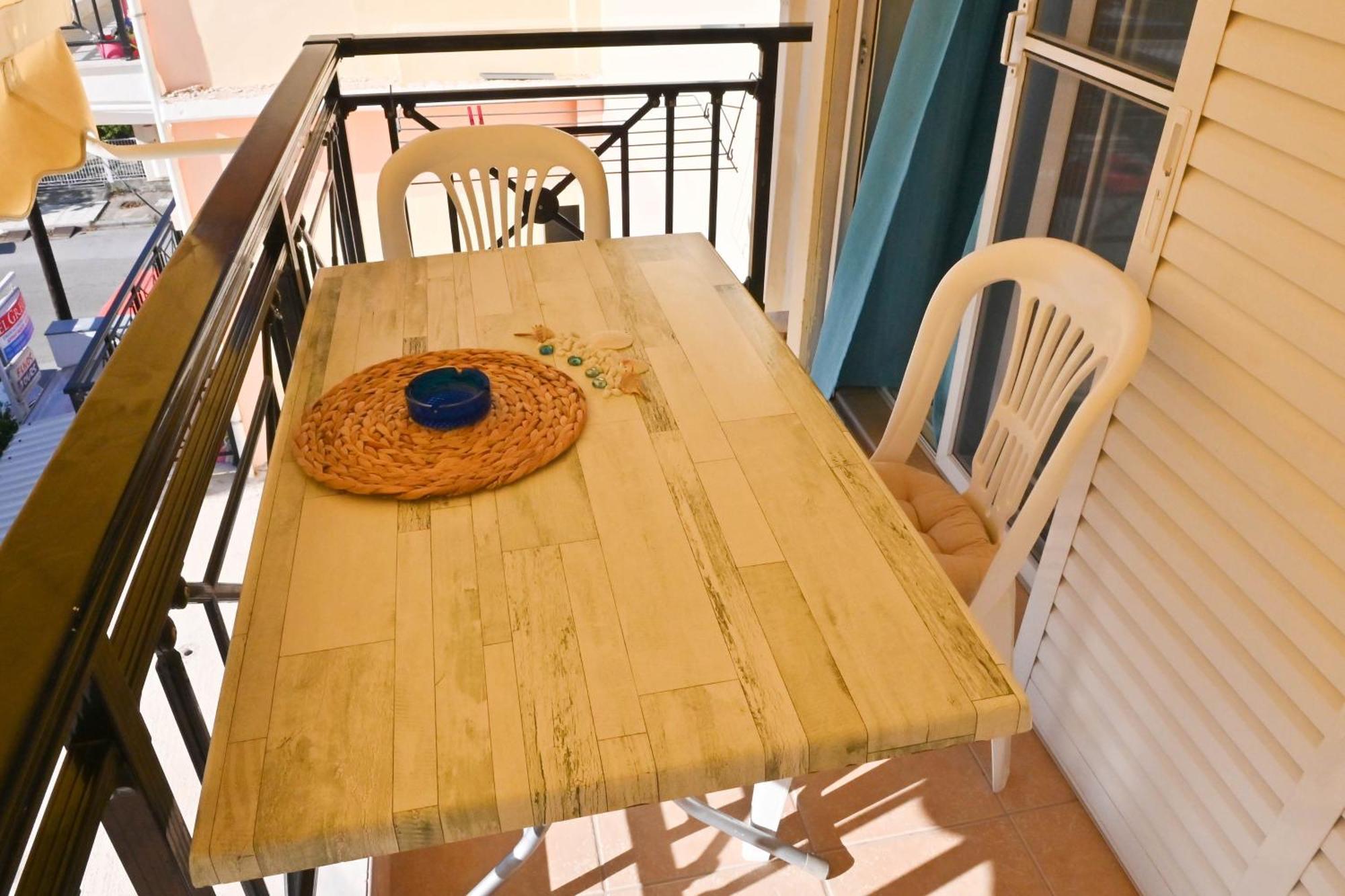 El Greco Nei Pori Apartment Ruang foto
