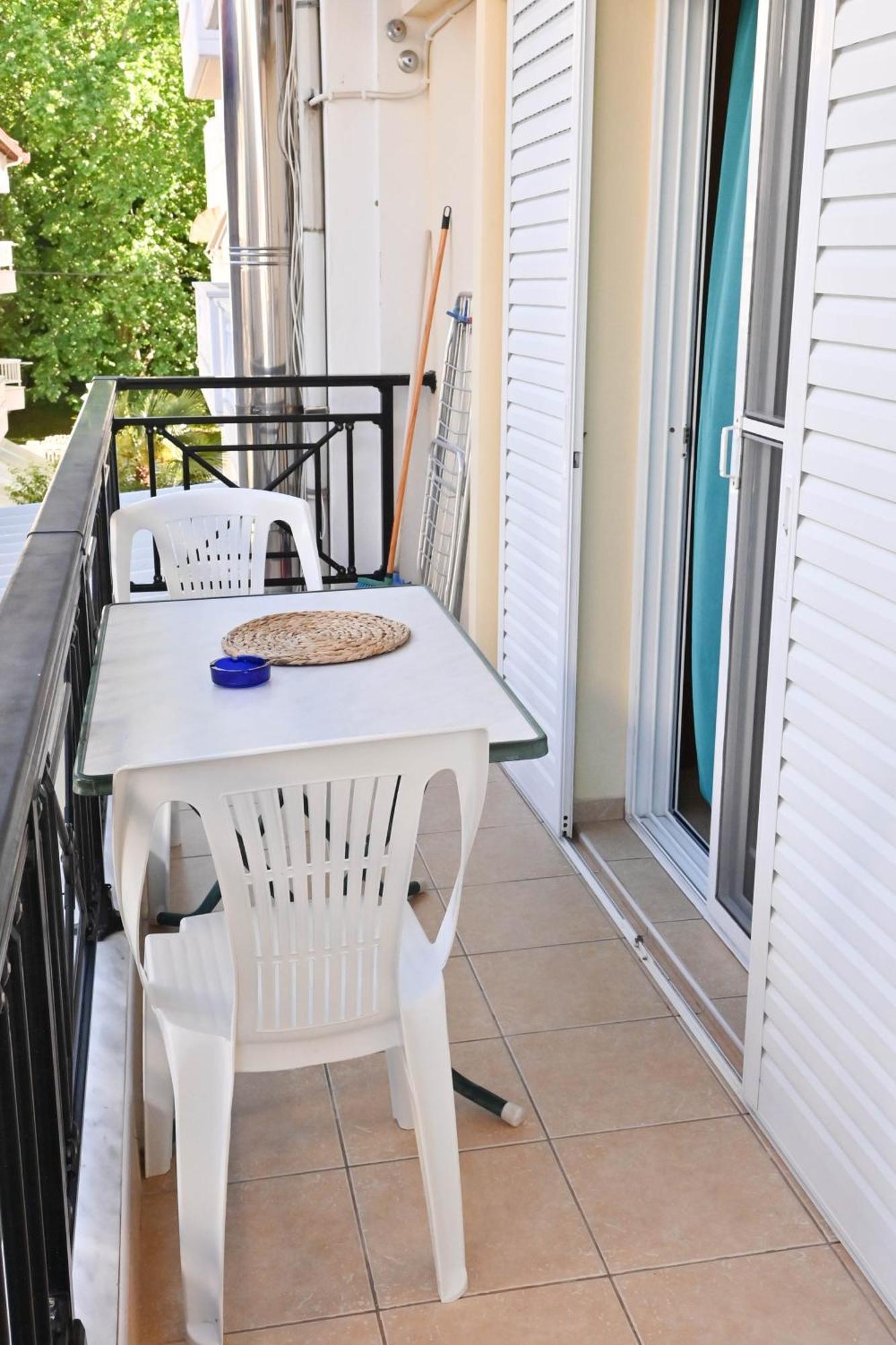 El Greco Nei Pori Apartment Ruang foto