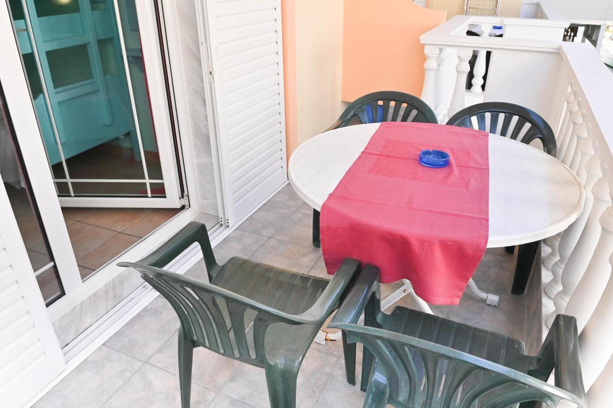 El Greco Nei Pori Apartment Ruang foto